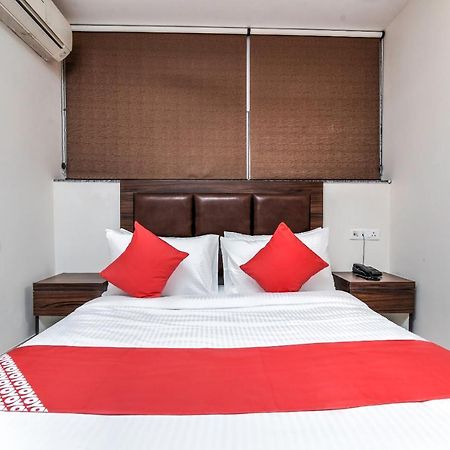 Oyo 80678 Shreenath Residency New Delhi Exterior foto