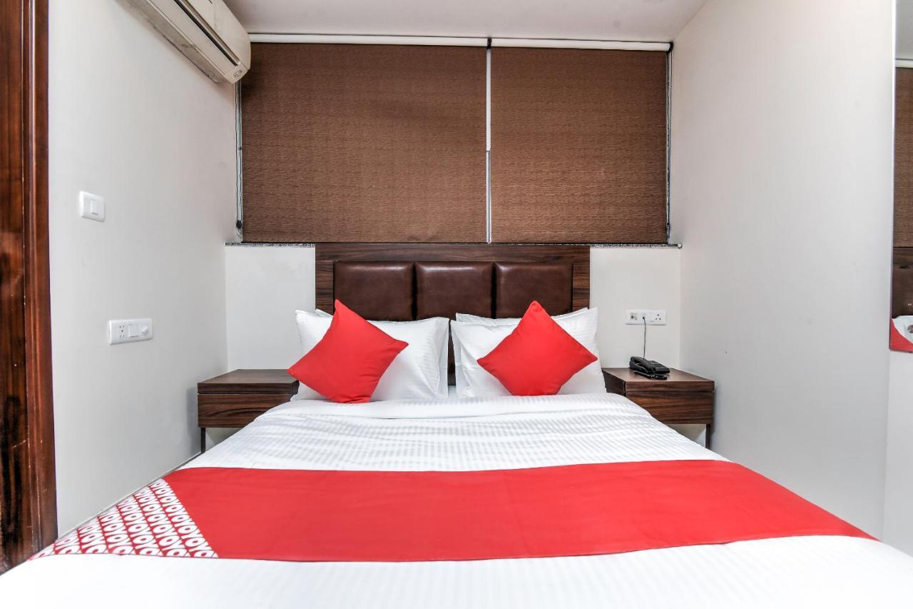 Oyo 80678 Shreenath Residency New Delhi Exterior foto