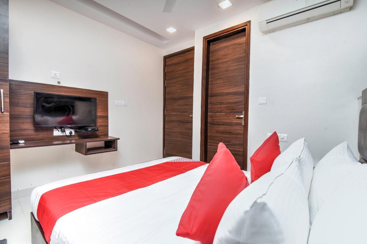 Oyo 80678 Shreenath Residency New Delhi Exterior foto