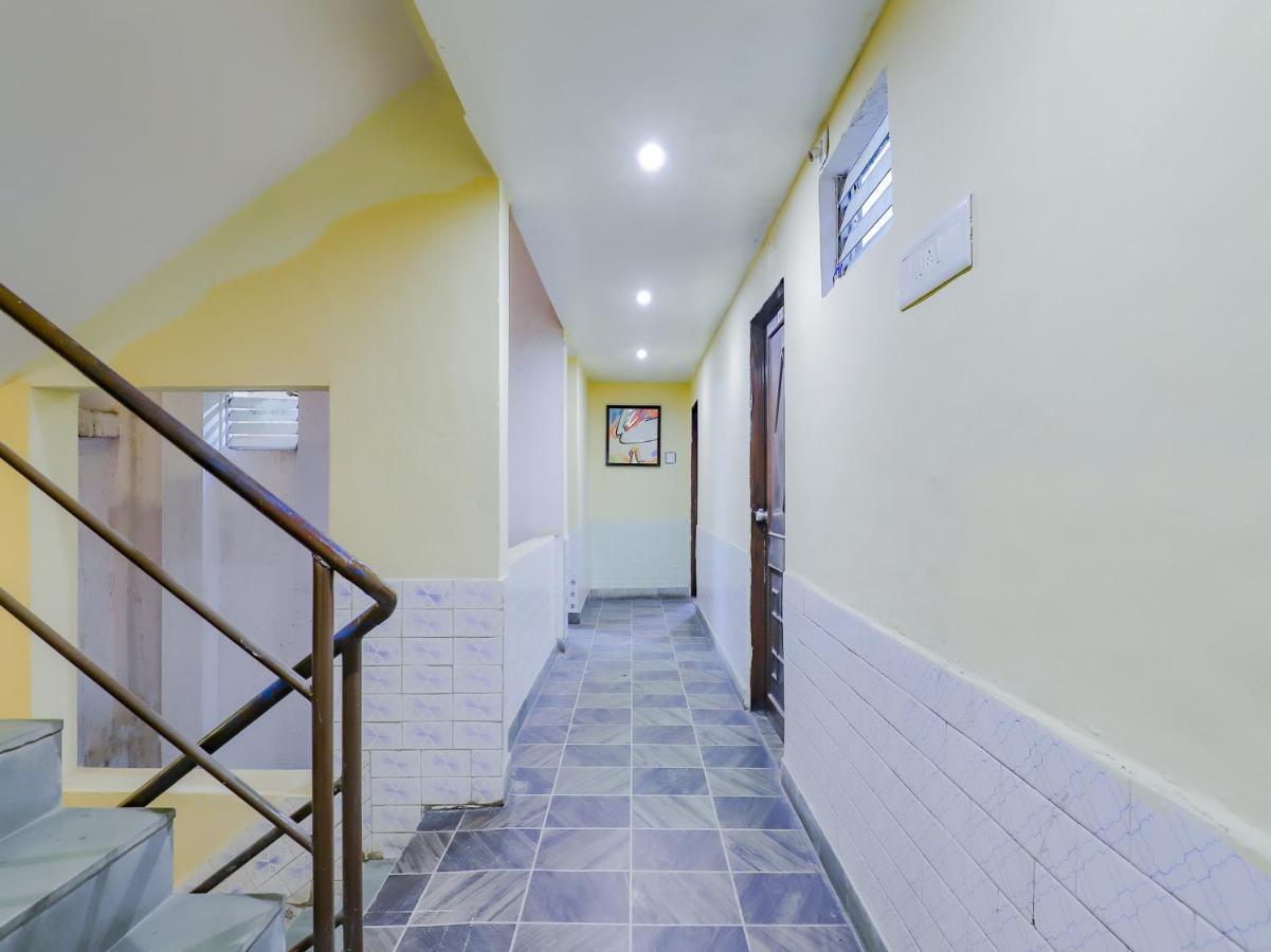 Oyo 80678 Shreenath Residency New Delhi Exterior foto