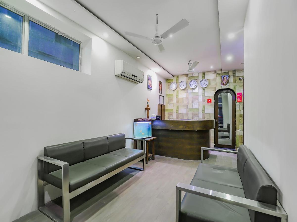 Oyo 80678 Shreenath Residency New Delhi Exterior foto